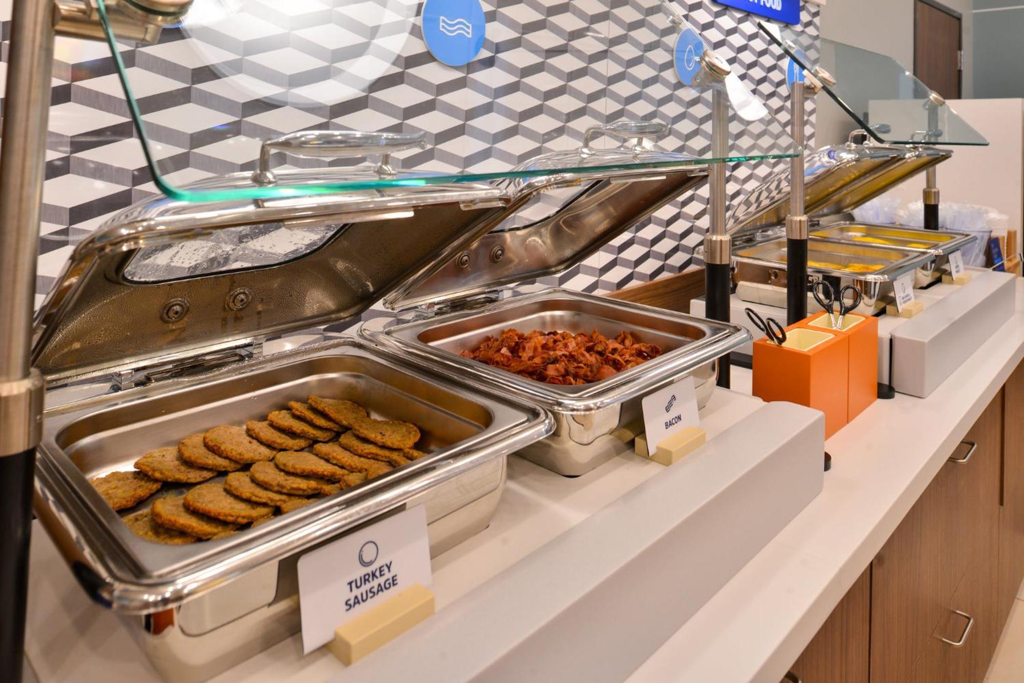 Holiday Inn Express & Suites Chicago - Matteson By Ihg Luaran gambar