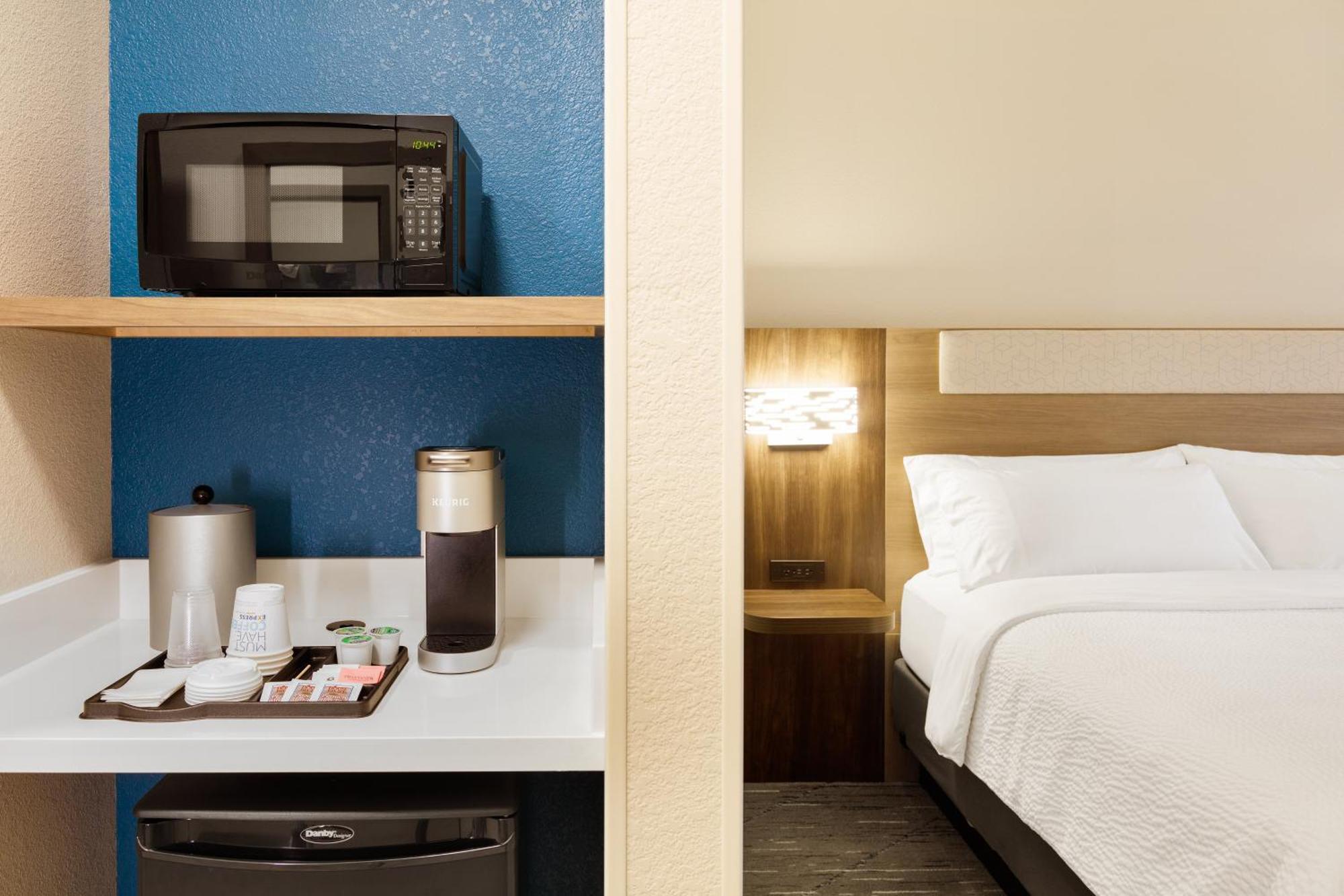 Holiday Inn Express & Suites Chicago - Matteson By Ihg Luaran gambar