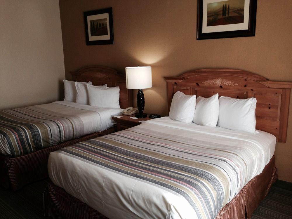 Holiday Inn Express & Suites Chicago - Matteson By Ihg Luaran gambar