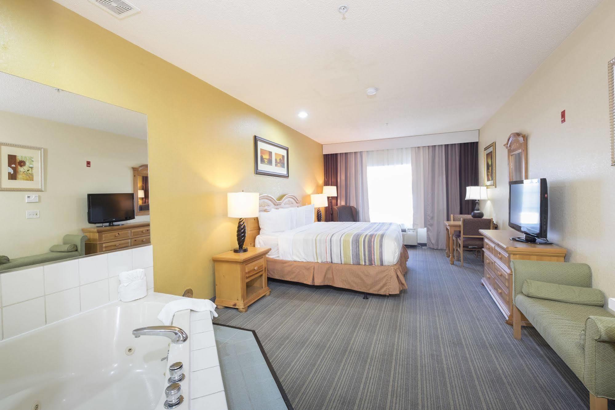 Holiday Inn Express & Suites Chicago - Matteson By Ihg Luaran gambar